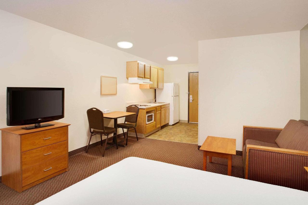 Woodspring Suites Chesapeake-Norfolk South Exterior foto